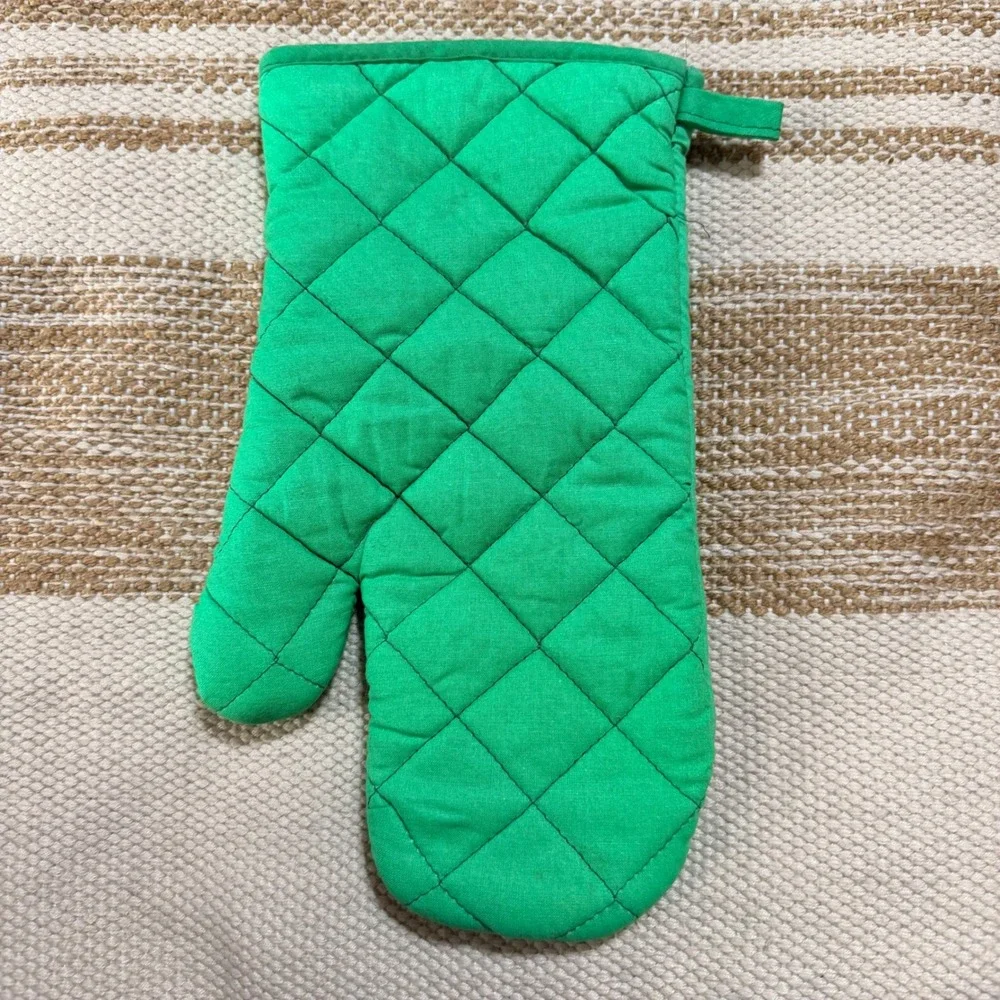 Vintage Green Cactus Embroidered Oven Mitt Southwestern Desert Kitchen Decor
